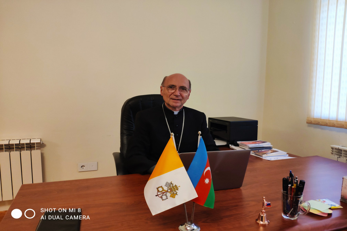 Представитель Римско-католической церкви в Азербайджане, епископ Владимир Фекете